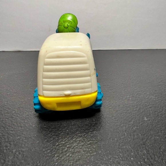 TYCO Matchbox Sesame Street Racing Elmo Cookie Monster Toy Car - Picture 6 of 7